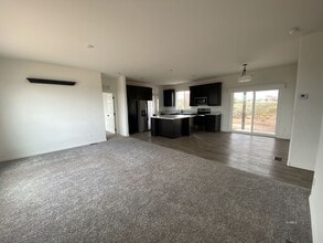 2255 S Hopi Dr in Kanab, UT - Building Photo - Building Photo