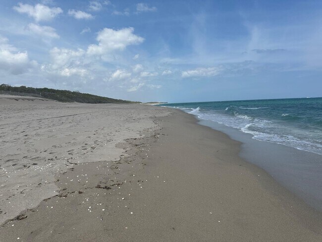 property at 5420 N Ocean Dr