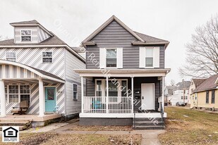 2514 Lafayette St in Fort Wayne, IN - Building Photo