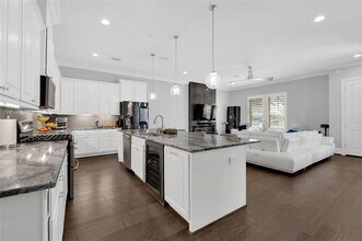 726 Imperial Blvd in Sugar Land, TX - Building Photo - Building Photo
