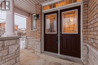 338 Golden Orchard Rd in Vaughan, ON - Building Photo - Building Photo