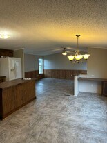 697 LA-3033 in West Monroe, LA - Building Photo