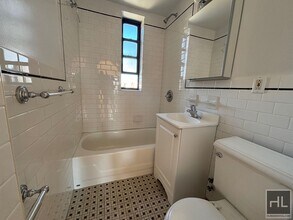 AMSTERDAM AVENUE in New York, NY - Foto de edificio - Building Photo