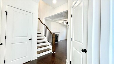 5370 Brooklands Dr in Lithonia, GA - Building Photo - Building Photo