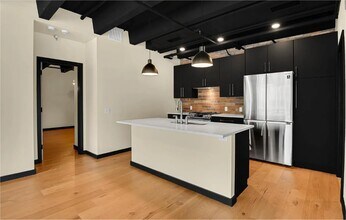 20 Boulder Cres St in Colorado Springs, CO - Building Photo - Building Photo