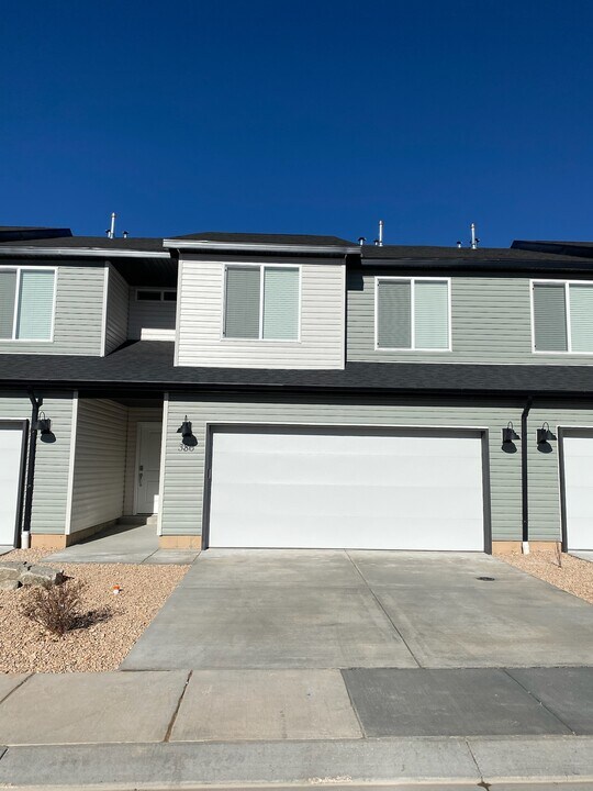 386 W 2000 N in Cedar City, UT - Building Photo