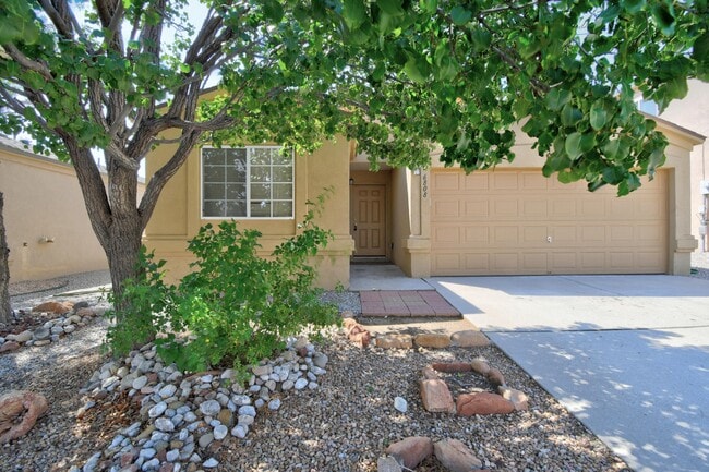 6808 Candelia Ave NW in Albuquerque, NM - Building Photo - Building Photo