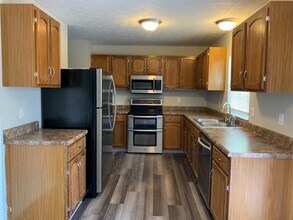 43 Surrey Ct in Florence, KY - Building Photo - Building Photo