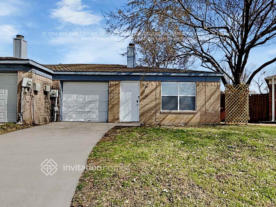 337 Casie Ct in Denton, TX - Building Photo