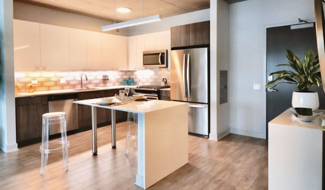 1040 W Addison St in Chicago, IL - Foto de edificio - Building Photo