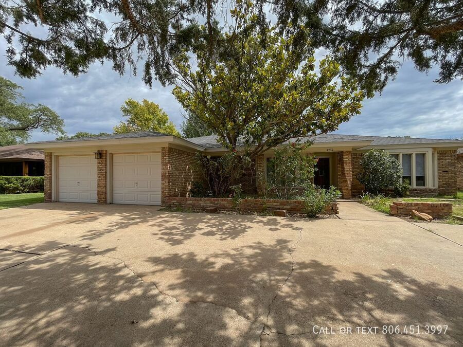 4432 80th St in Lubbock, TX - Foto de edificio