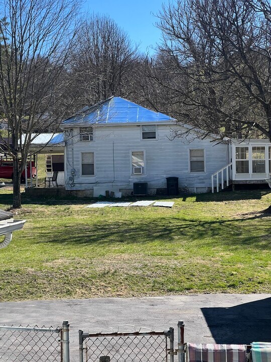 152 Madden Rd in Chillicothe, OH - Building Photo