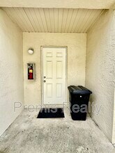 2941 Bough Ave in Clearwater, FL - Foto de edificio - Building Photo