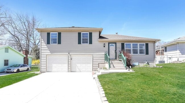 property at 8704 Kentucky Ave
