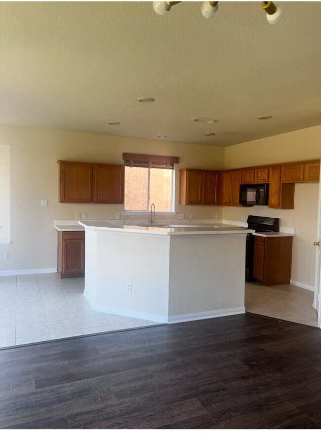 8411 Spotslyvania Ln in Houston, TX - Building Photo - Building Photo