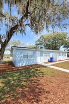 1347-1349 W 2nd St in Lakeland, FL - Building Photo