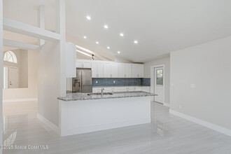 1885 Fox Bay Dr in Melbourne, FL - Building Photo - Building Photo