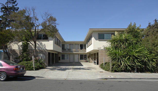 2855 14th St in San Pablo, CA - Foto de edificio - Building Photo