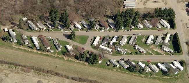 Meadow Brook Colony in Olean, NY - Foto de edificio - Other