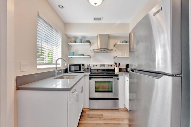 3208 Marine Dr in Pompano Beach, FL - Building Photo - Building Photo