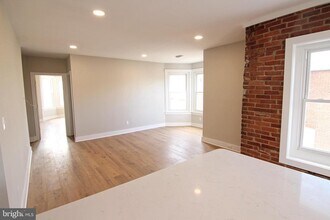 13 W 4th St in Bridgeport, PA - Building Photo - Building Photo