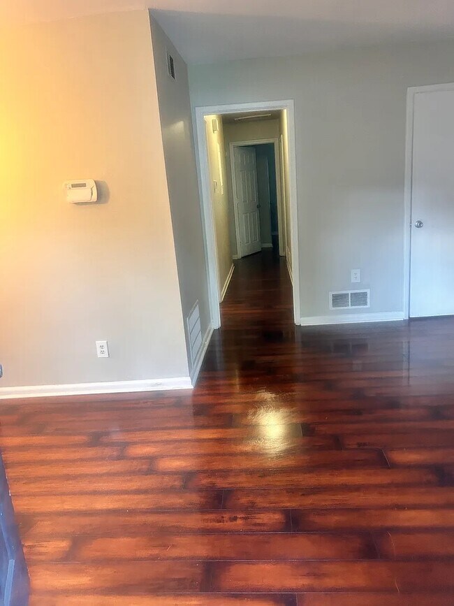3889 Branch Dr SW in Atlanta, GA - Building Photo - Building Photo