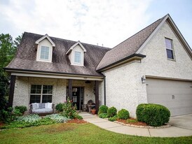 107 Lakes Dr S in Oxford, MS - Building Photo