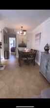 917 NE 17th Ct in Fort Lauderdale, FL - Foto de edificio - Building Photo