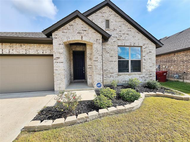 2034 Clearwater Way in Royse City, TX - Building Photo - Building Photo