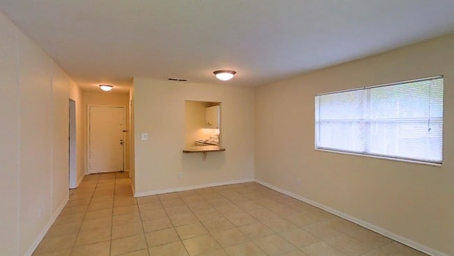 Rolling Hills Apartments