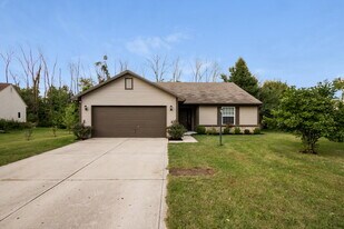 12044 Pepperwood Dr in Indianapolis, IN - Building Photo