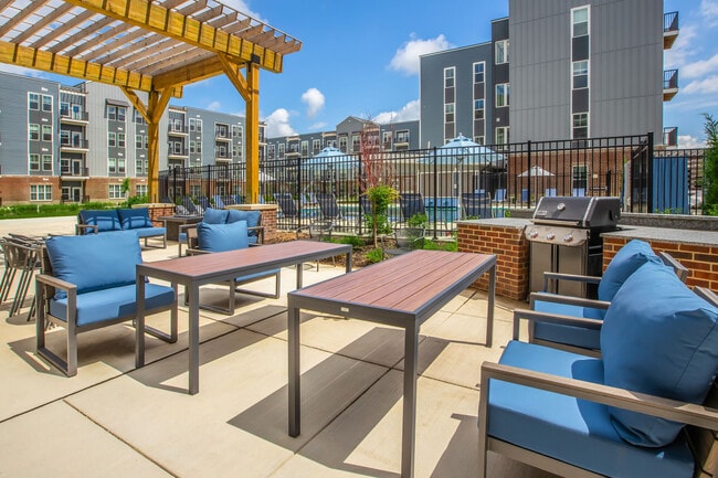 Park Landing in Woodbridge, VA - Foto de edificio - Building Photo