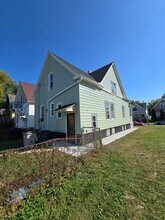 3211 N 15th St in Milwaukee, WI - Building Photo - Building Photo