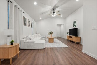 2163 Langford Ave in Lubbock, TX - Building Photo - Building Photo