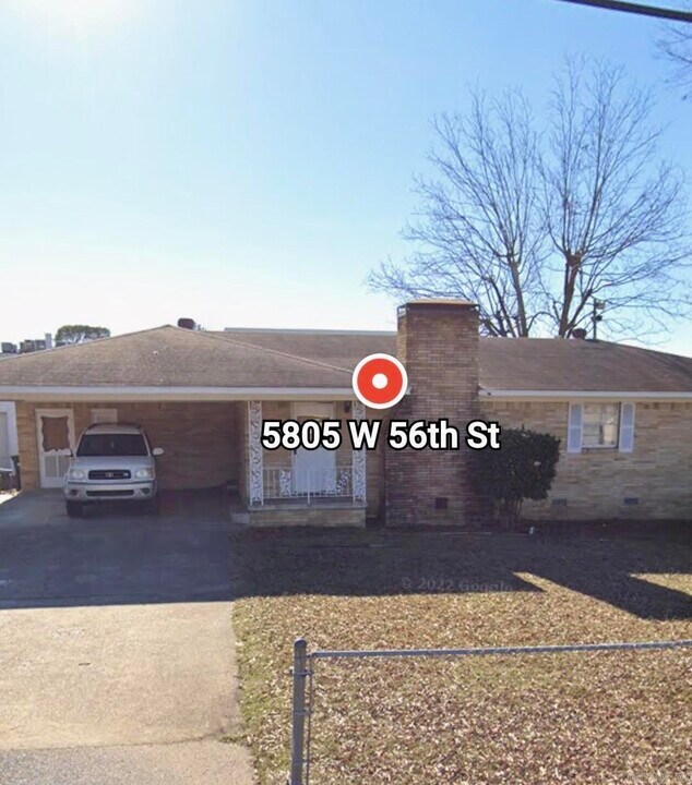 5805 W 56th St in Little Rock, AR - Building Photo