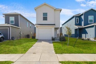 6820 Bramblewood Dr in Princeton, TX - Building Photo