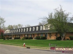 Sheraton Towne in North Canton, OH - Building Photo - Building Photo