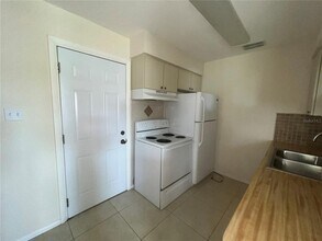 3445 Lucerne Terrace in Port Charlotte, FL - Building Photo - Building Photo