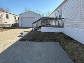 2131 Windover Dr in Ankeny, IA - Building Photo - Building Photo