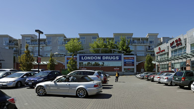 Victoria Mews in Vancouver, BC - Building Photo - Building Photo