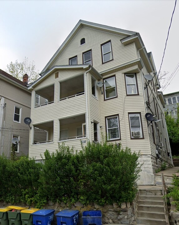 57-61 Lounsbury St in Waterbury, CT - Building Photo