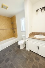 617 E 109th St in Los Angeles, CA - Building Photo - Building Photo
