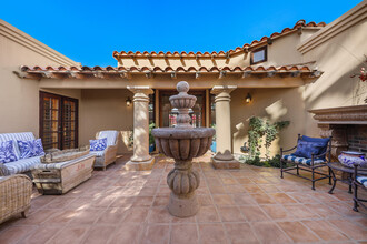 24 Covington Dr in Palm Desert, CA - Building Photo - Building Photo