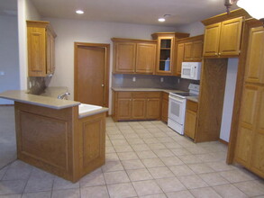 617 Vickery Ave in Yukon, OK - Building Photo - Building Photo