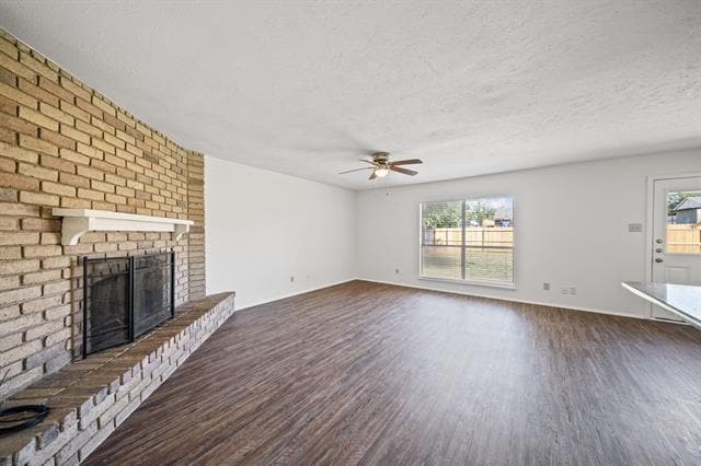 10253 Sweet Gum St in Dallas, TX - Foto de edificio - Building Photo