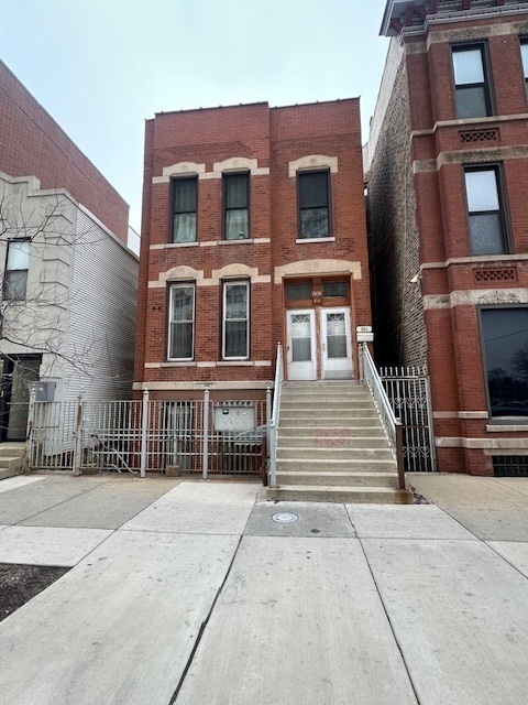 1504 W Division St in Chicago, IL - Building Photo