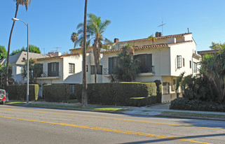 7660-7668 Hollywood Blvd Apartments