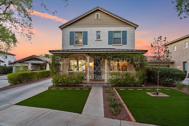 property at 21072 W Maiden Ln