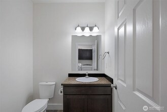 85 Gerard Ln in Friday Harbor, WA - Foto de edificio - Building Photo