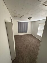 677 S 22nd St in Decatur, IL - Building Photo - Building Photo